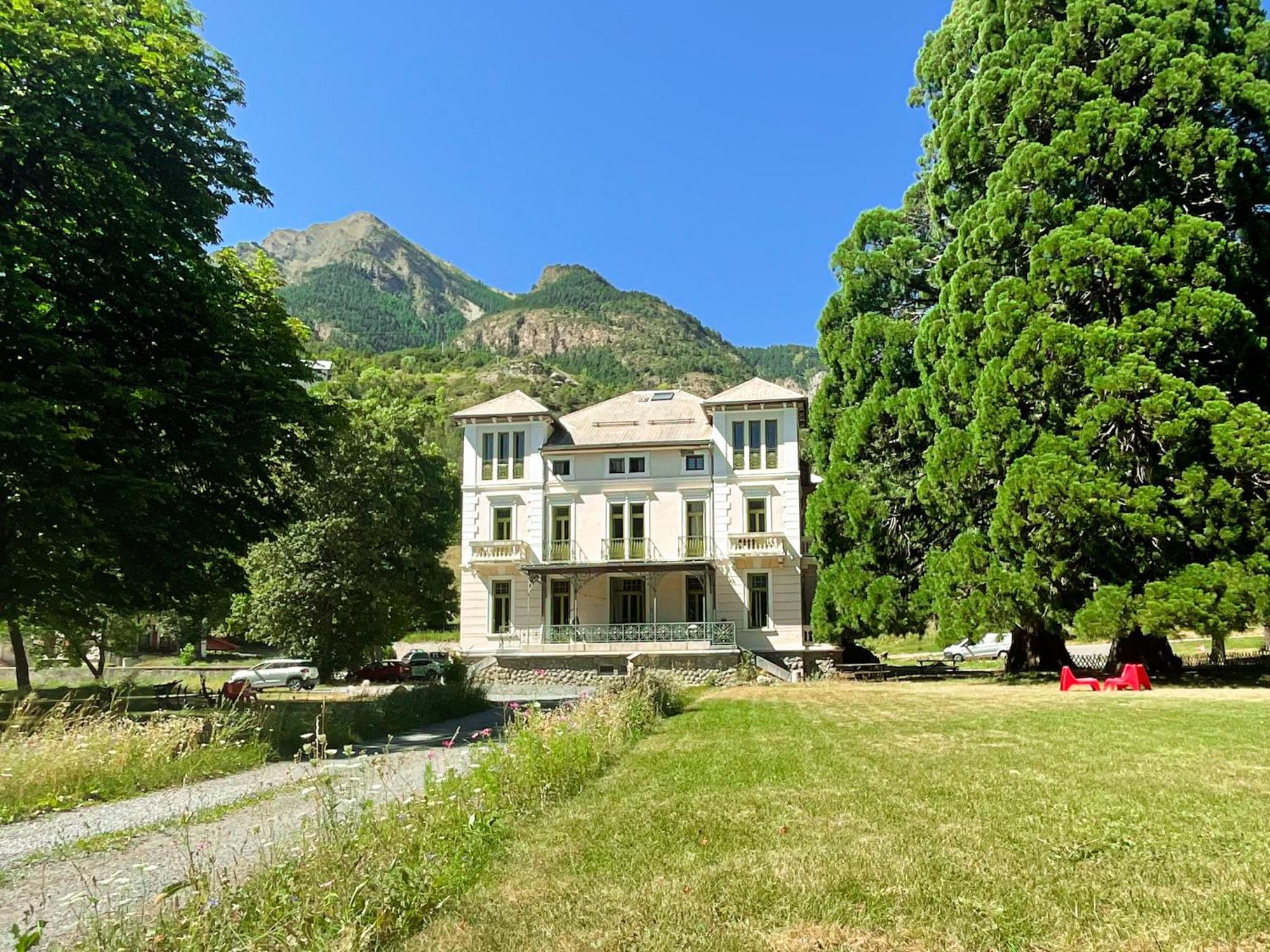 Villa Sequoia Jausiers Exterior photo